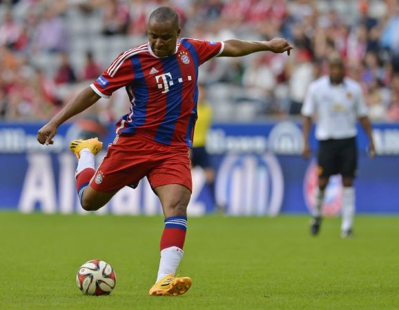 他会在场上 他会在场上