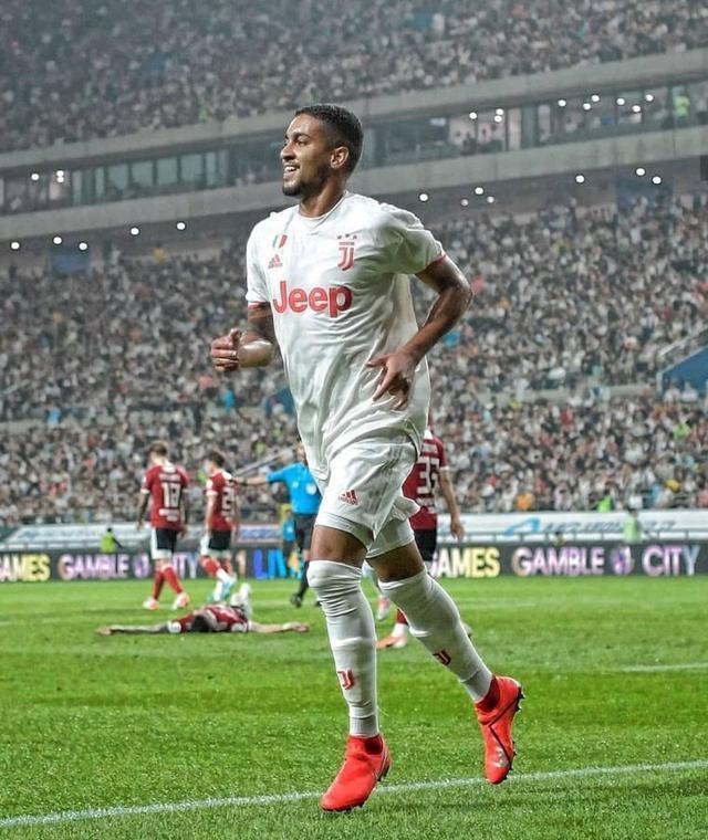 表现的双重 表现的双重